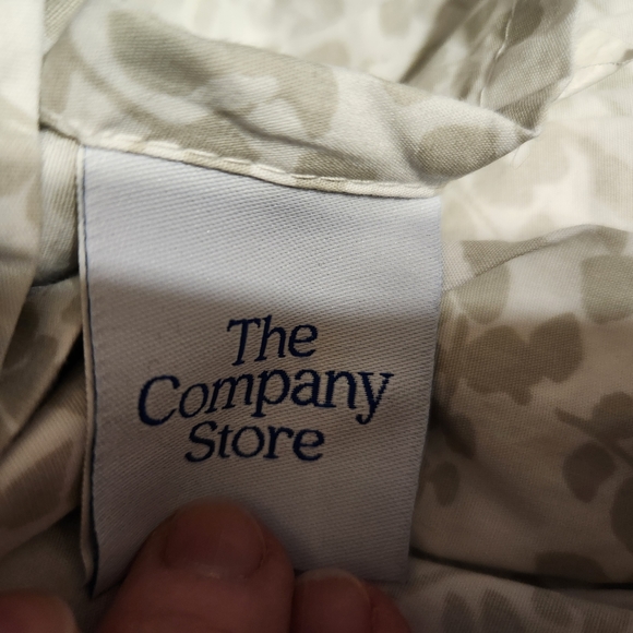 The Company Store King size all cotton flat sheet only - Picture 2 of 4